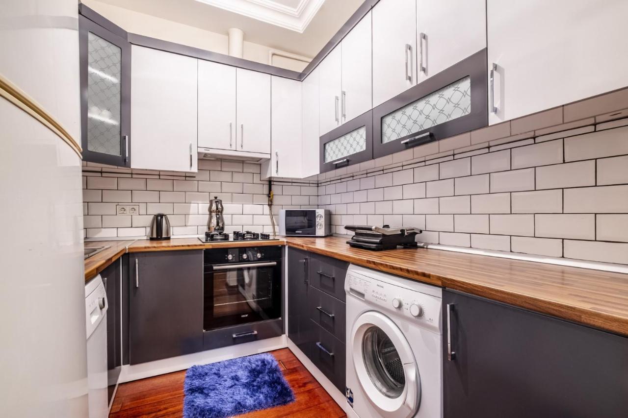 Centrally Located Apartment With Balcony In Sisli Istambul Extérieur photo